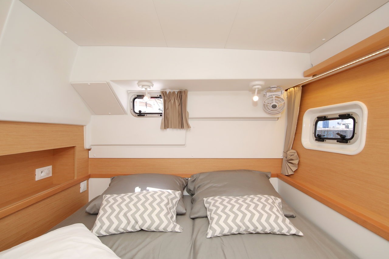 Lagoon 400 S2, Scirocco | Yacht Charter Croatia
