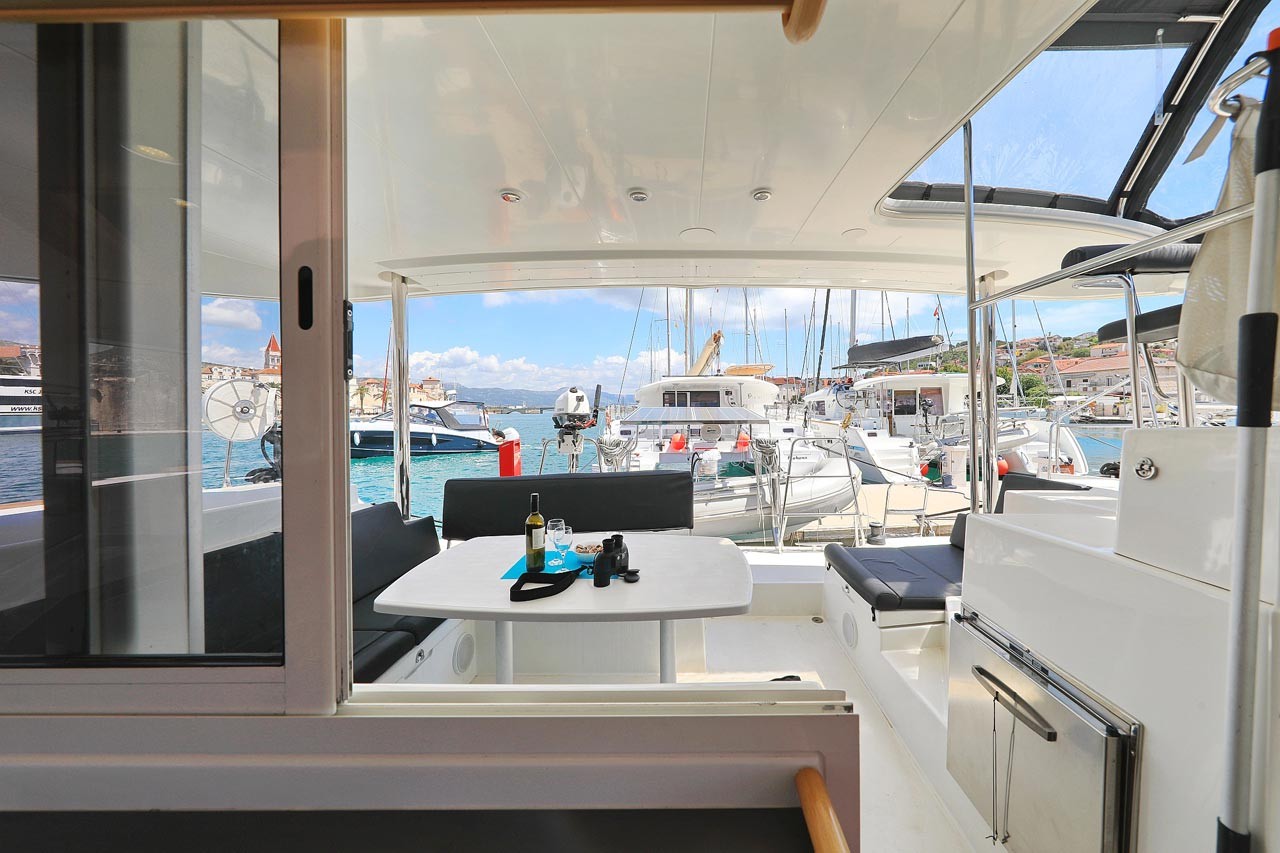 Lagoon 400, Pagomo nayan | Yacht Charter Croatia
