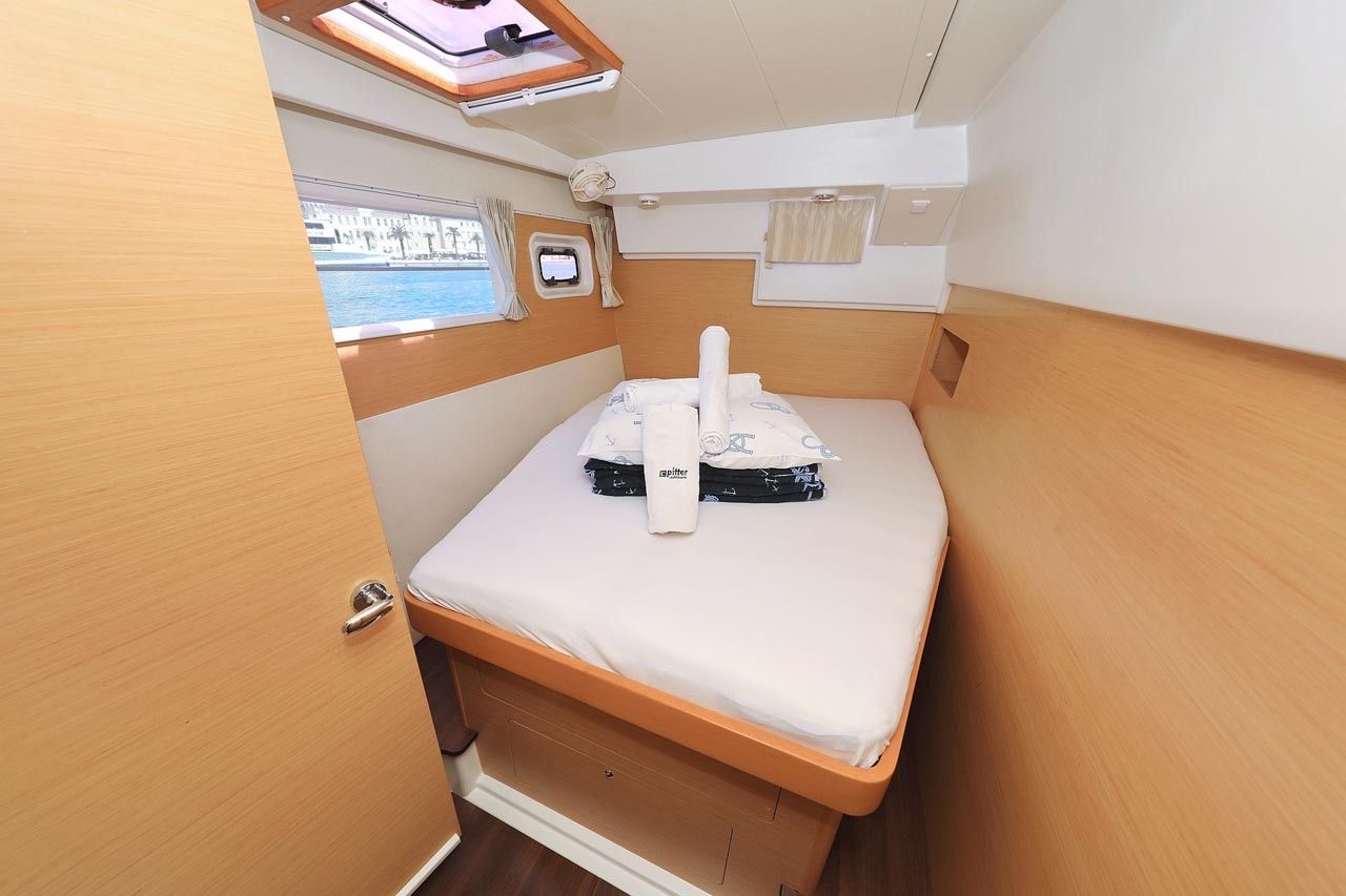 Lagoon 400, Pagomo nayan | Yacht Charter Croatia