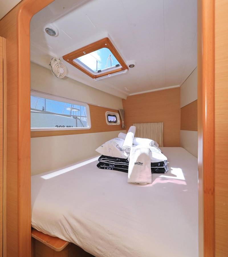 Lagoon 400, Pagomo nayan | Yacht Charter Croatia