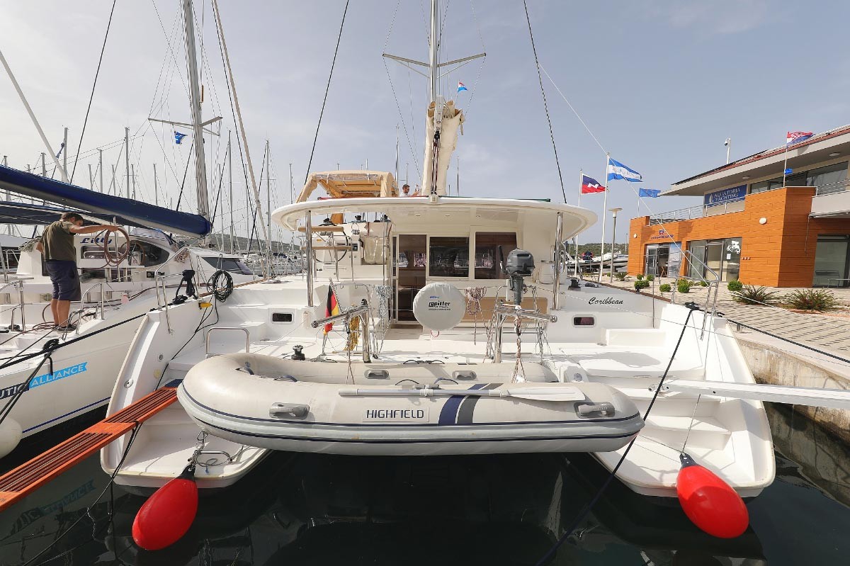 Lagoon 400, Caribbean | Catamaran Charter Croatia