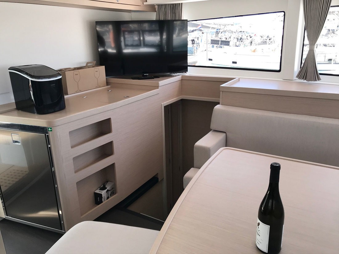 Lagoon 42 OW, Find Us | Yacht Charter Croatia