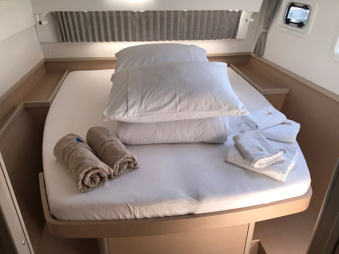 Lagoon 42 OW, Find Us | Yacht Charter Croatia