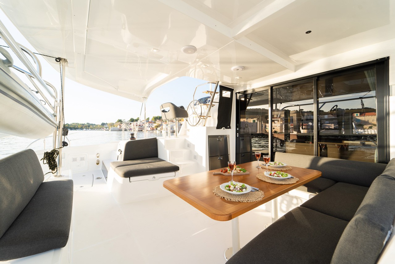 Lagoon 42 OW, Woo Woo | Yacht Charter Croatia