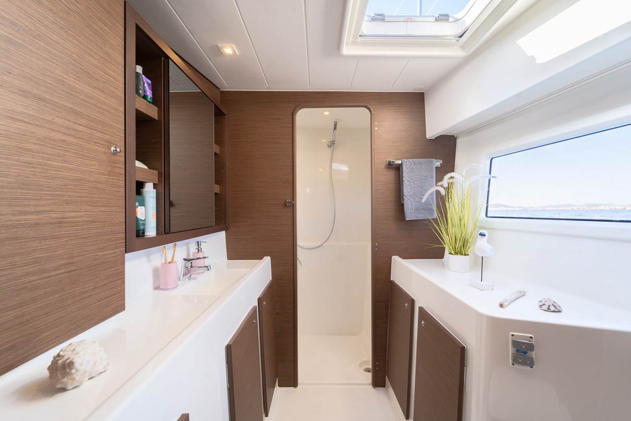 Lagoon 42 OW, Woo Woo | Yacht Charter Croatia