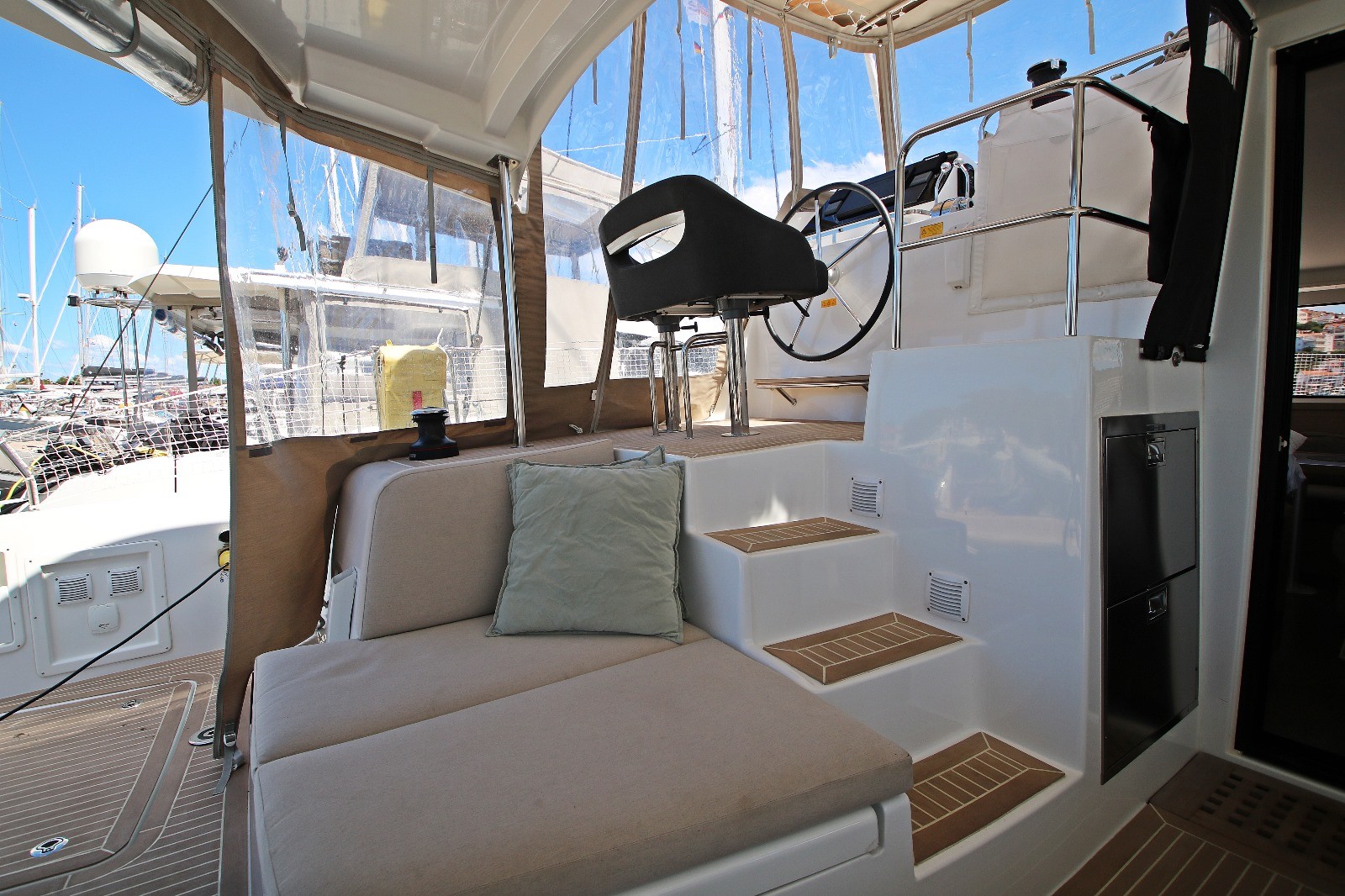 Lagoon 42 OW, Sailing Breeze | Yachtcharter Kroatien