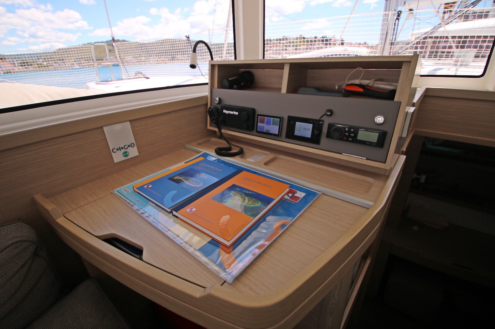 Lagoon 42 OW, Sailing Breeze | Yachtcharter Kroatien