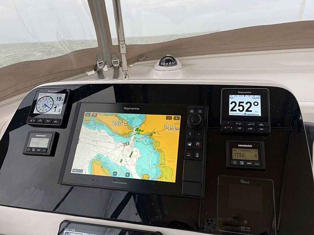 Lagoon 42 OW, Sailing Breeze | Yacht Charter Croatia