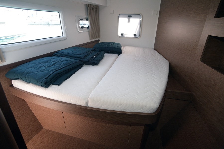 Lagoon 42, DREMMWEL  | Yacht Charter Croatia