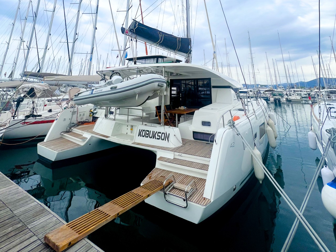 Lagoon 42, Kobukson | Yacht Charter Croatia
