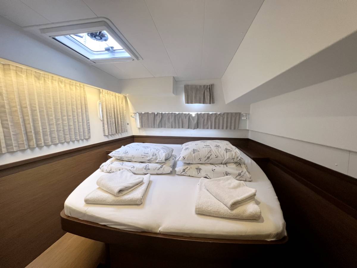 Lagoon 42, Kobukson | Noleggio di Yacht Croazia