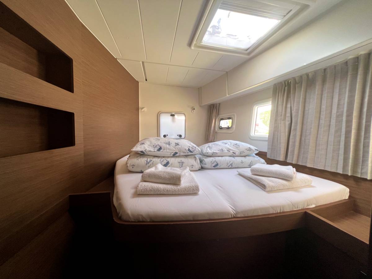 Lagoon 42, Kobukson | Noleggio di Yacht Croazia