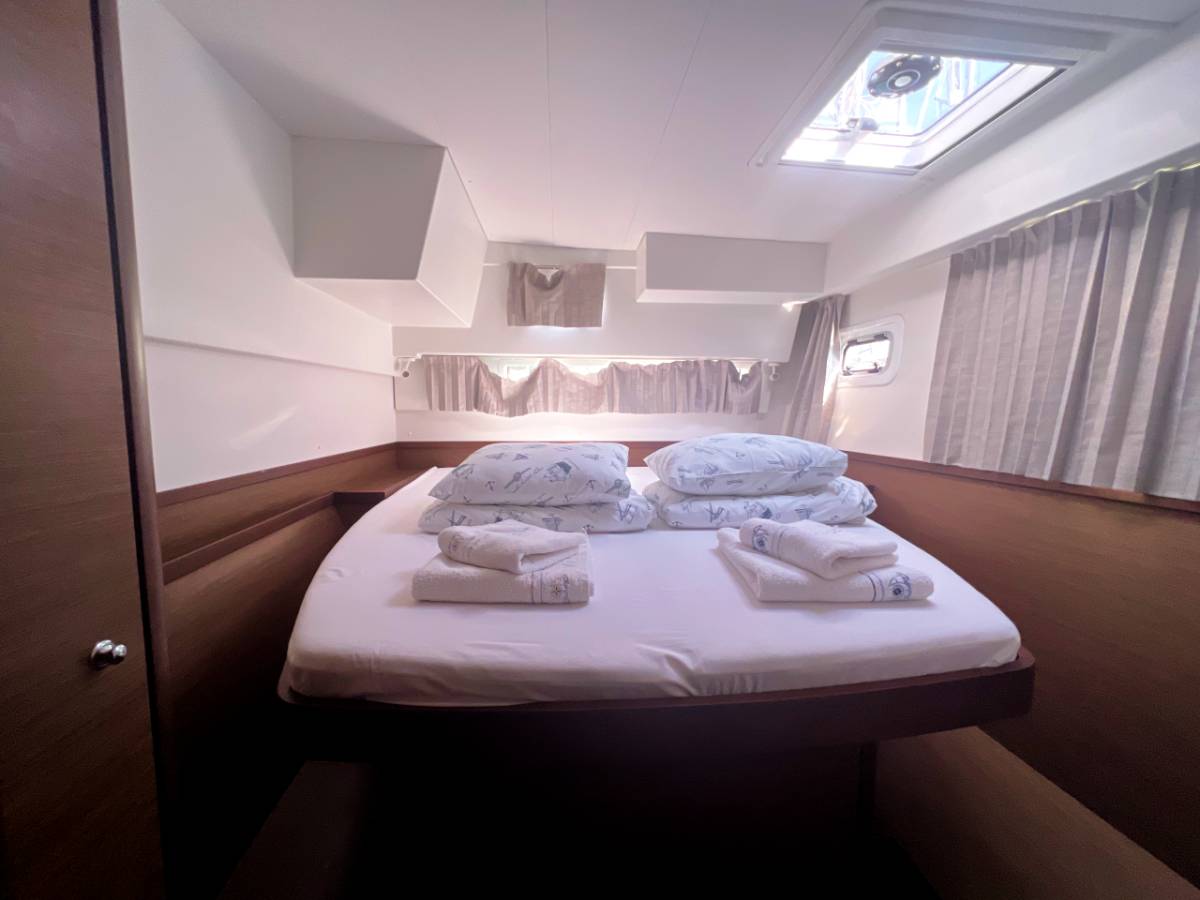 Lagoon 42, Kobukson | Noleggio di Yacht Croazia