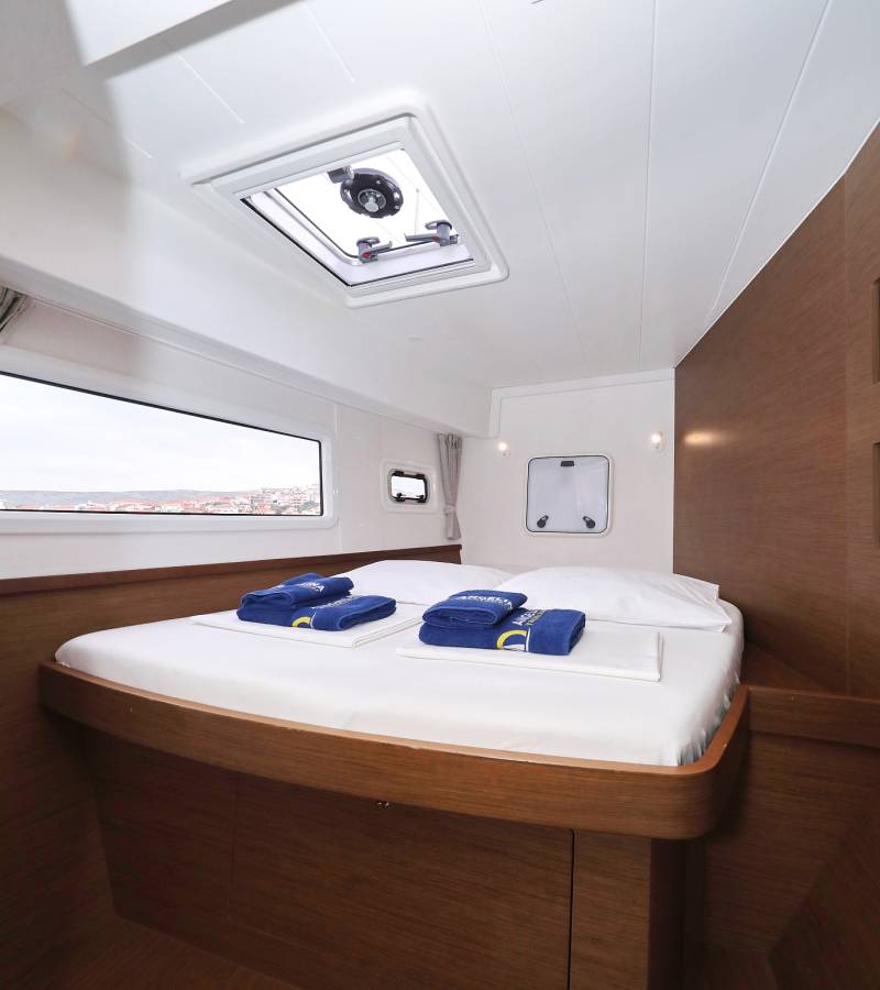 Lagoon 42, Air Wave | Yacht Charter Croatia