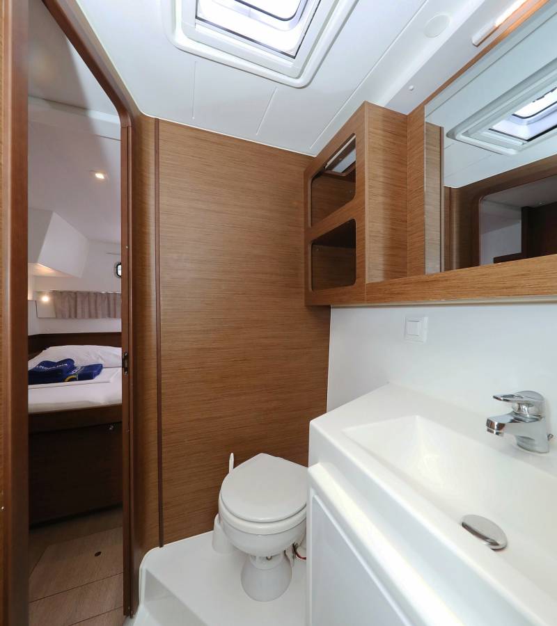 Lagoon 42, Air Wave | Yacht Charter Croatia