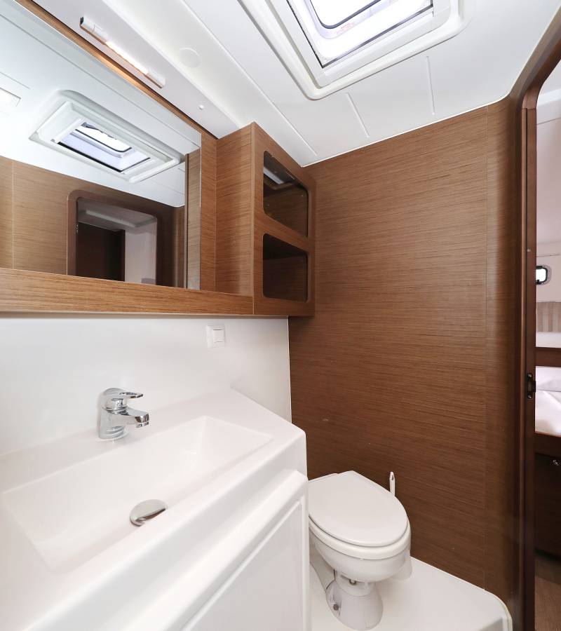 Lagoon 42, Air Wave | Yacht Charter Croatia