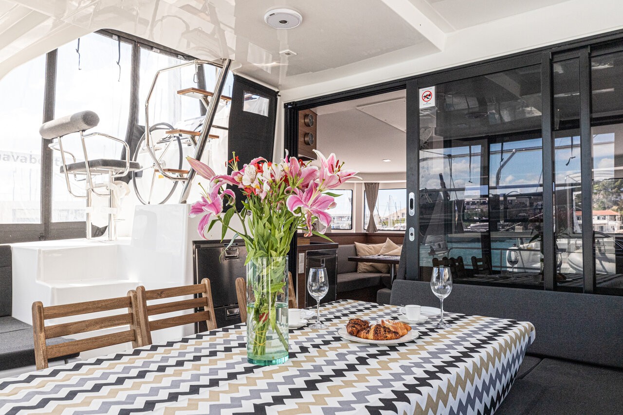 Lagoon 42, Happy Key | Yacht Charter Croatia