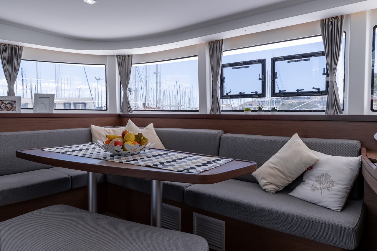 Lagoon 42, Happy Key | Yacht Charter Croatia