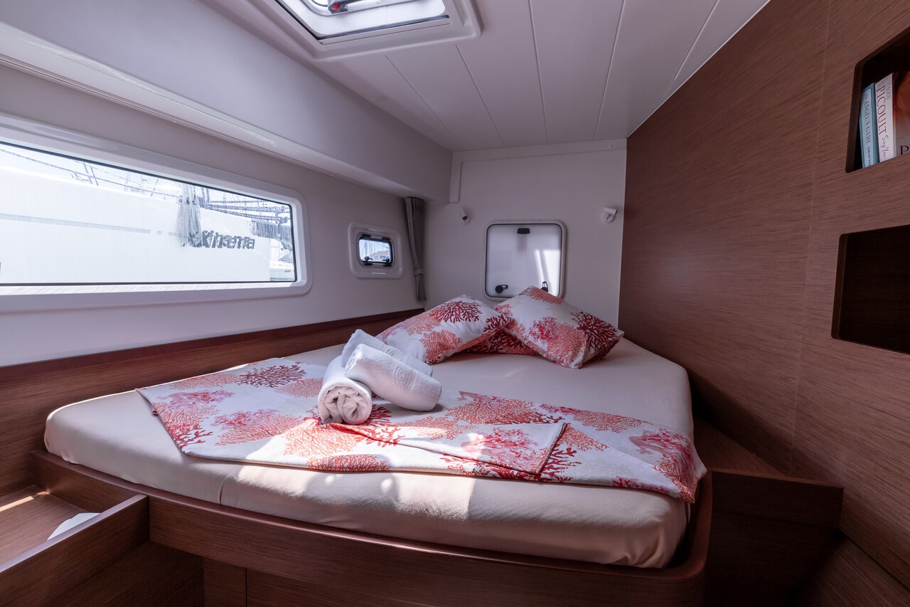 Lagoon 42, Happy Key | Yacht Charter Croatia