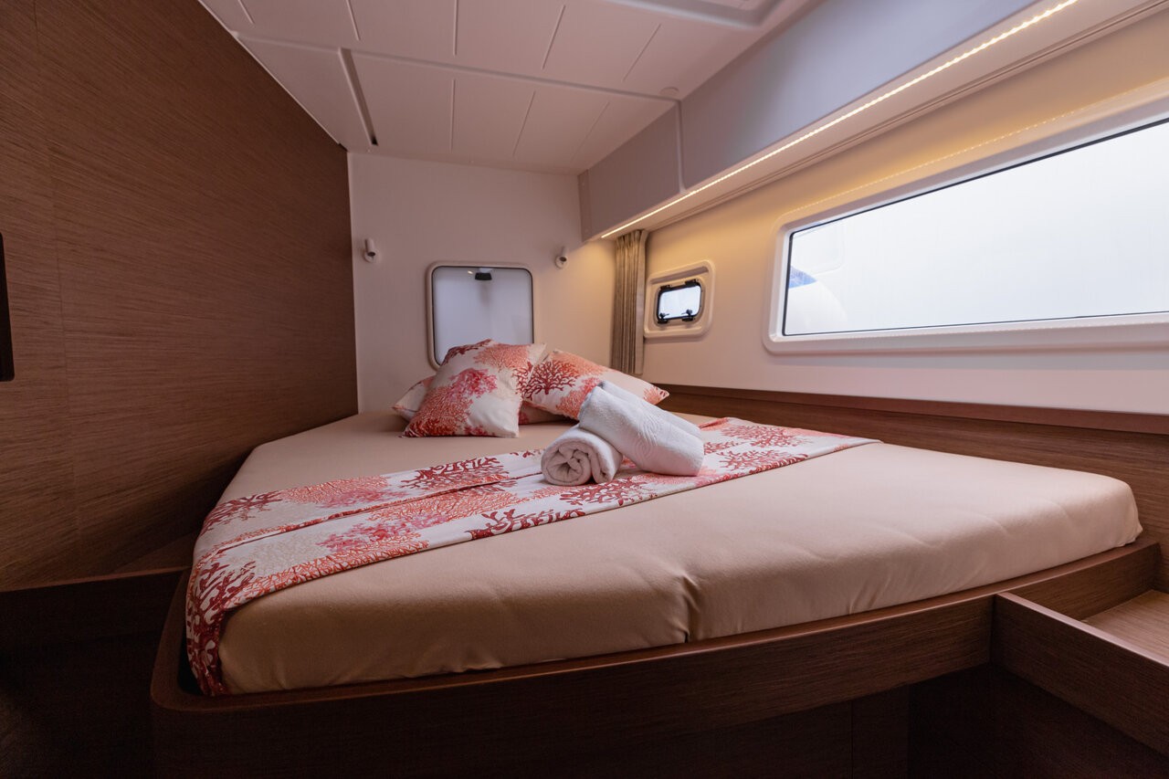 Lagoon 42, Happy Key | Yacht Charter Croatia