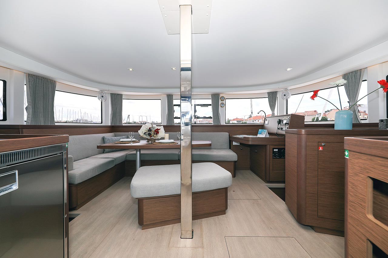 Lagoon 42, Smaragd | Yacht Charter Croatia