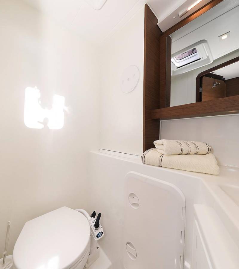 Lagoon 42, Smaragd | Yacht Charter Croatia