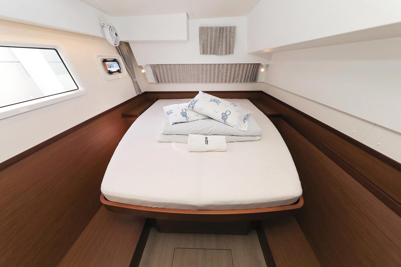 Lagoon 42, Emily | Yacht Charter Croatia