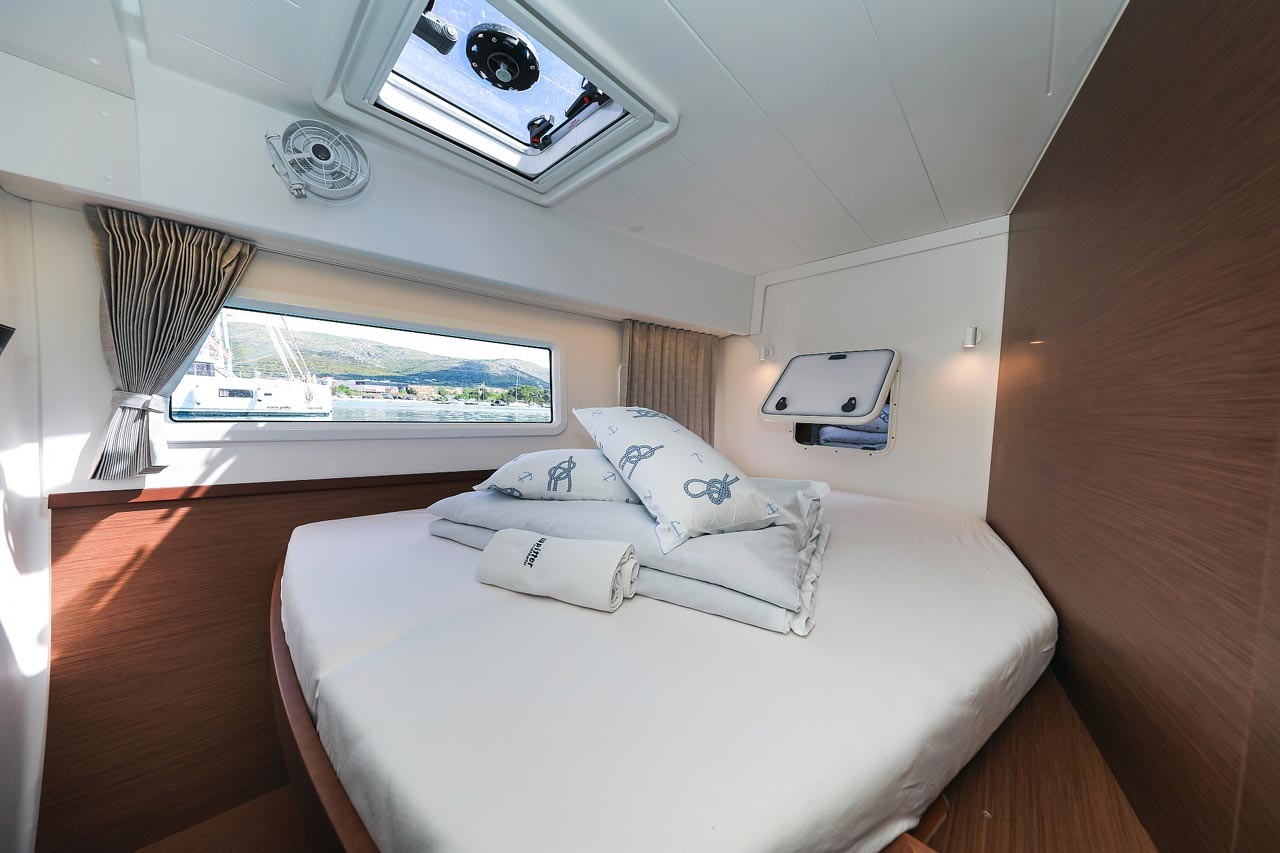 Lagoon 42, Emily | Yacht Charter Croatia