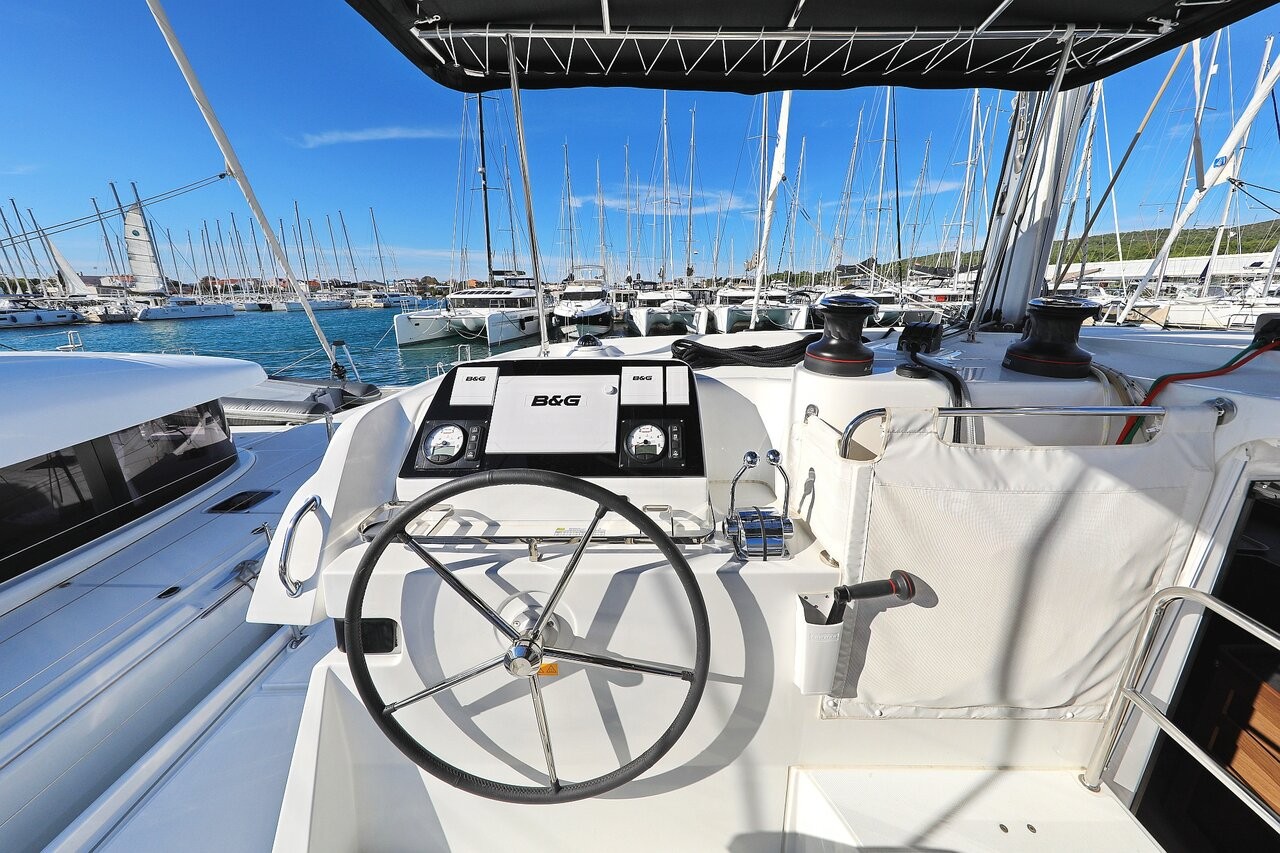 Lagoon 42, Sea Ya | Yacht Charter Croatia