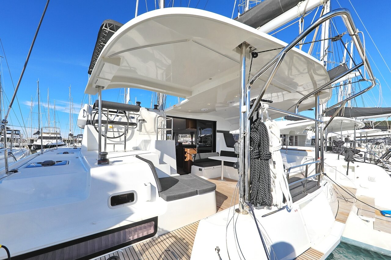Lagoon 42, Sea Ya | Yacht Charter Croatia