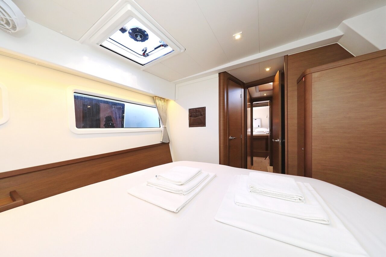 Lagoon 42, Sea Ya | Yacht Charter Croatia