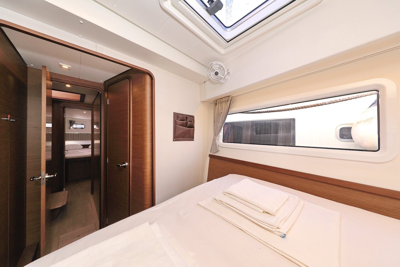 Lagoon 42, Sea Ya | Yacht Charter Croatia