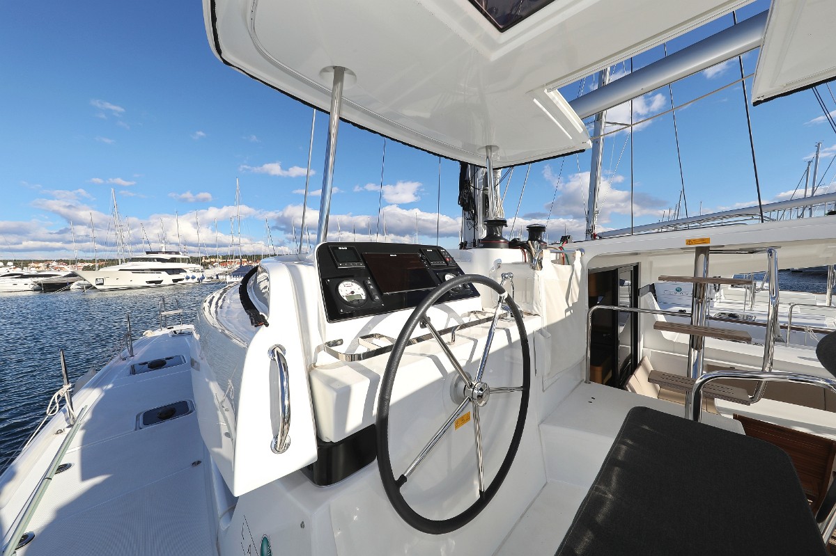 Lagoon 42, Jaloco | Yacht Charter Croatia