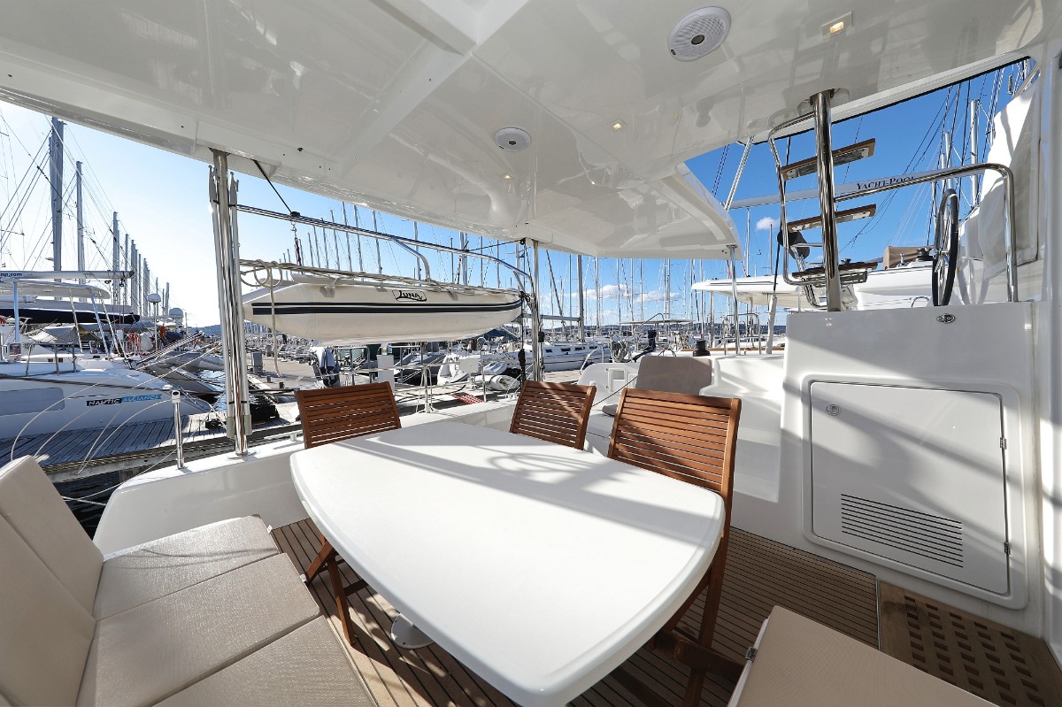 Lagoon 42, Jaloco | Yacht Charter Croatia