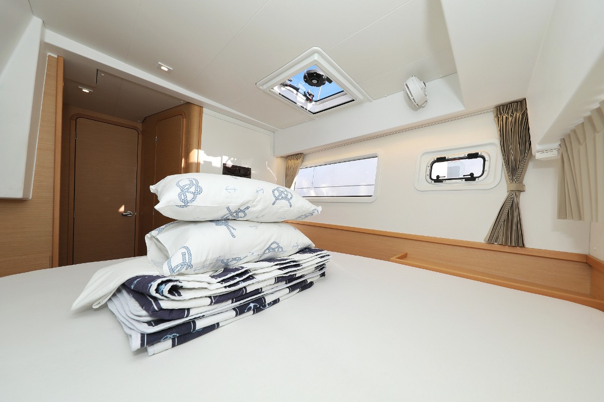 Lagoon 42, Jaloco | Yacht Charter Croatia
