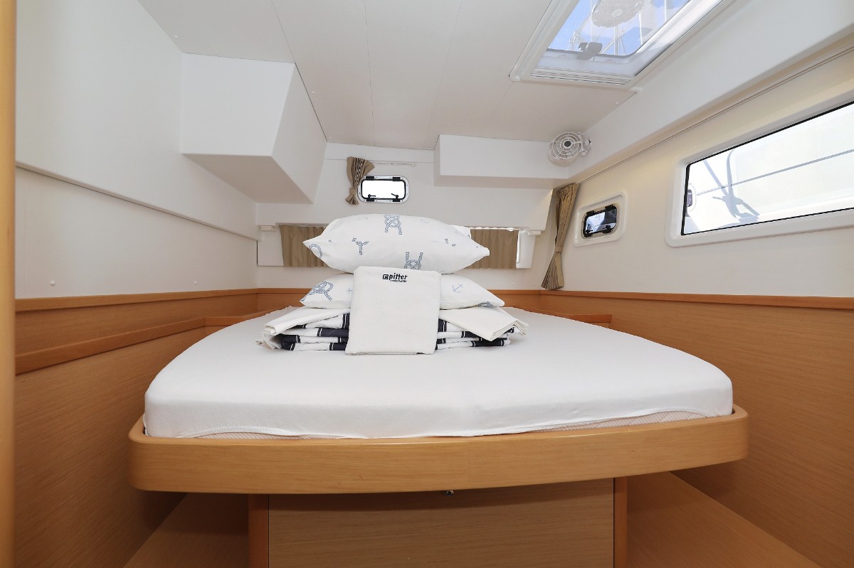 Lagoon 42, Jaloco | Yacht Charter Croatia
