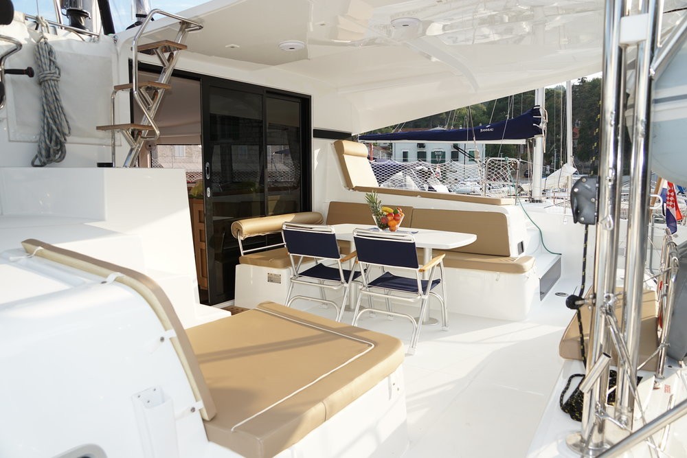 Lagoon 42, Galapagos | Yacht Charter Croatia
