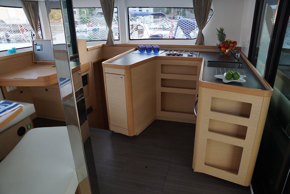 Lagoon 42, Galapagos | Yacht Charter Croatia