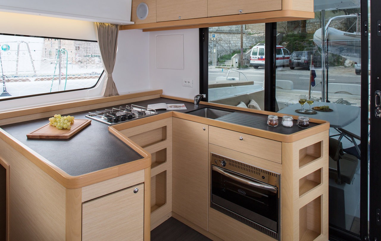 Lagoon 42, Galapagos | Yacht Charter Croatia