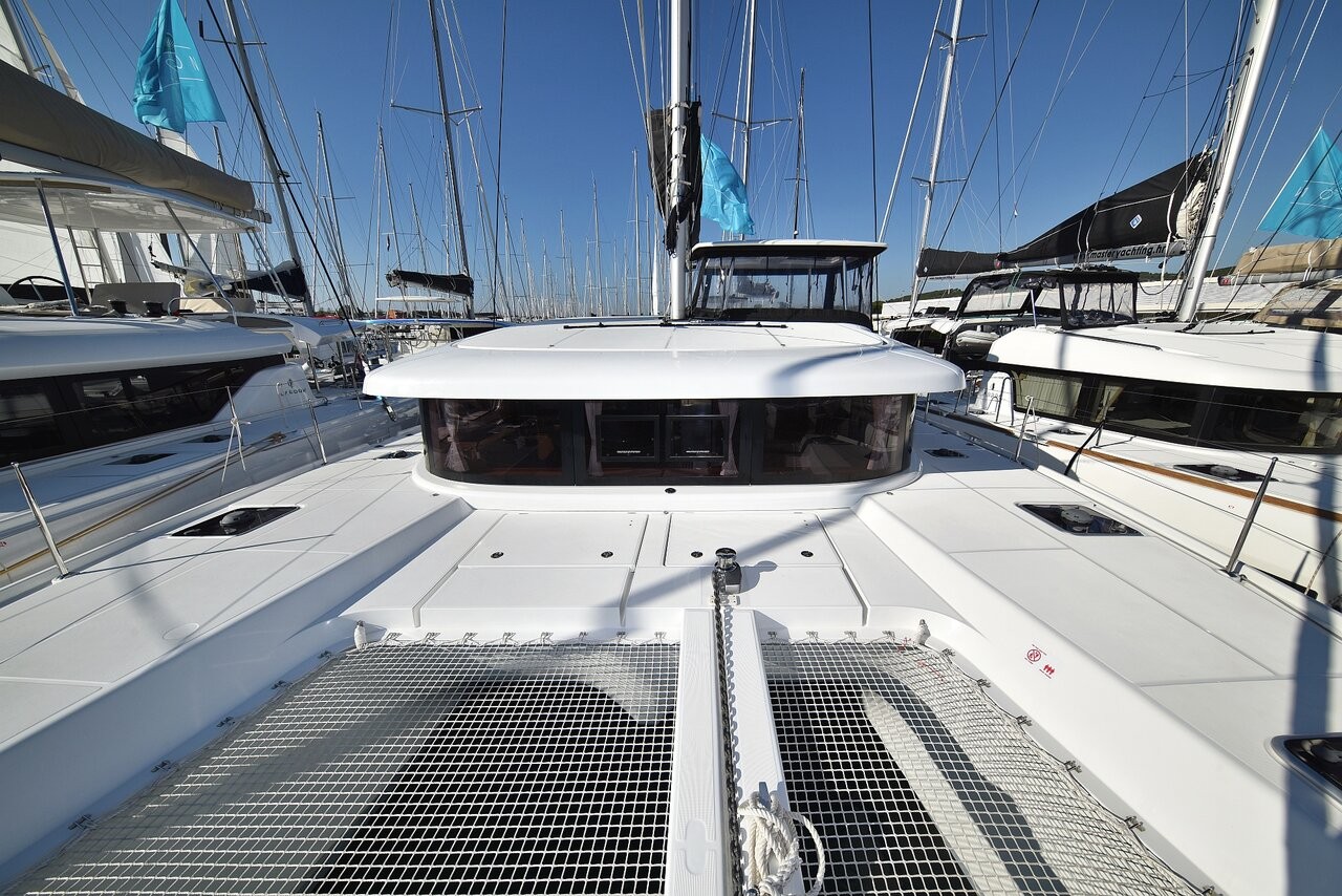 Lagoon 42, Zeus | Yacht Charter Croatia