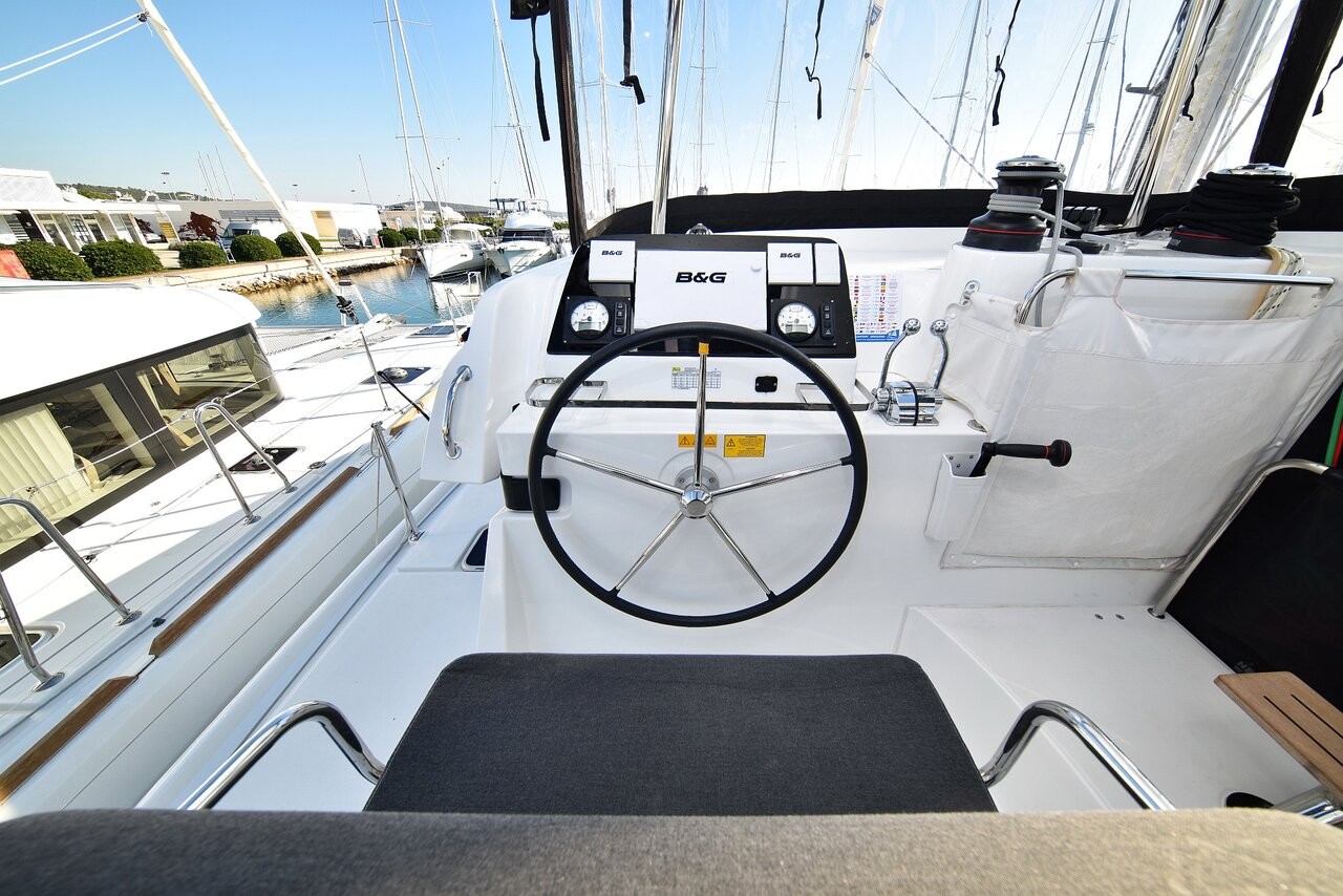 Lagoon 42, Zeus | Yacht Charter Croatia