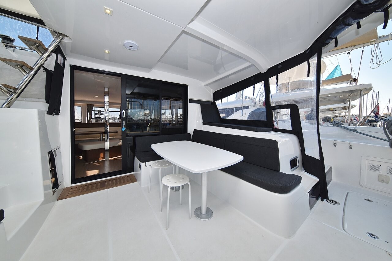 Lagoon 42, Zeus | Yacht Charter Croatia