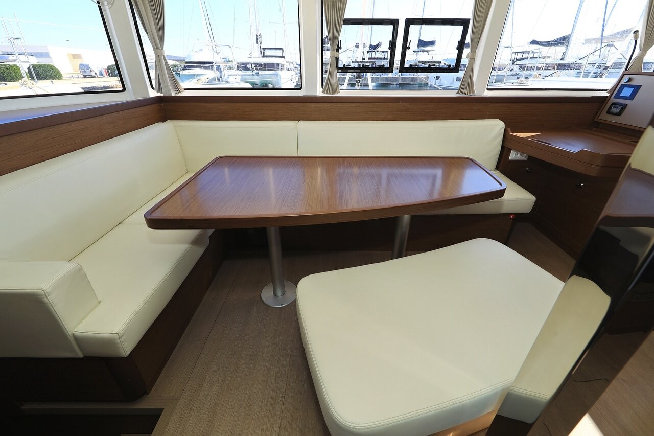 Lagoon 42, Zeus | Yacht Charter Croatia