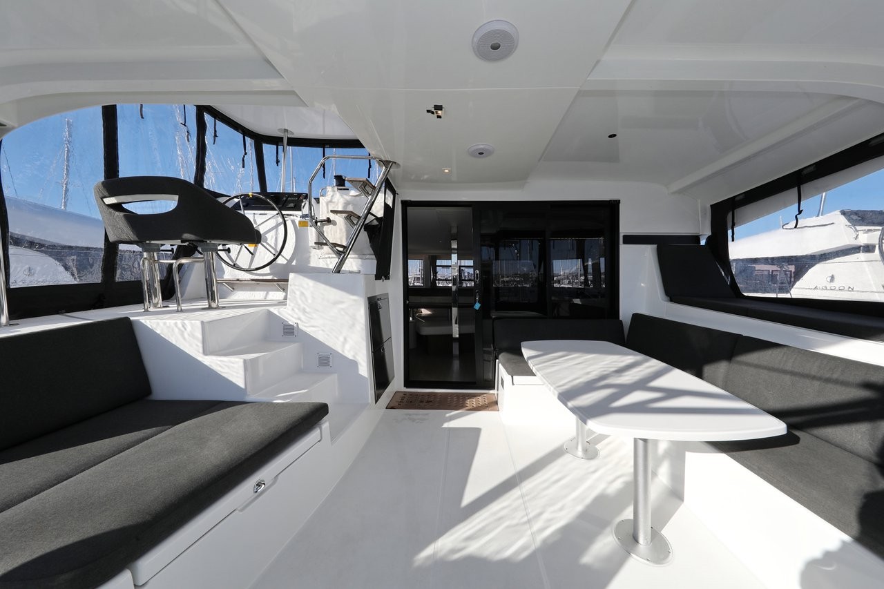 Lagoon 42, Madre Perla | Yacht Charter Croatia