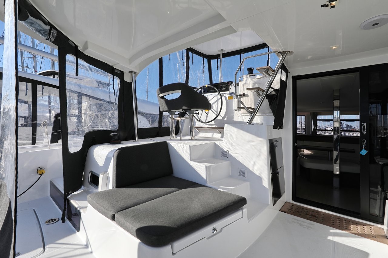 Lagoon 42, Madre Perla | Yacht Charter Croatia