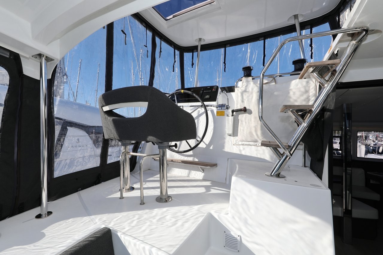 Lagoon 42, Madre Perla | Yacht Charter Croatia