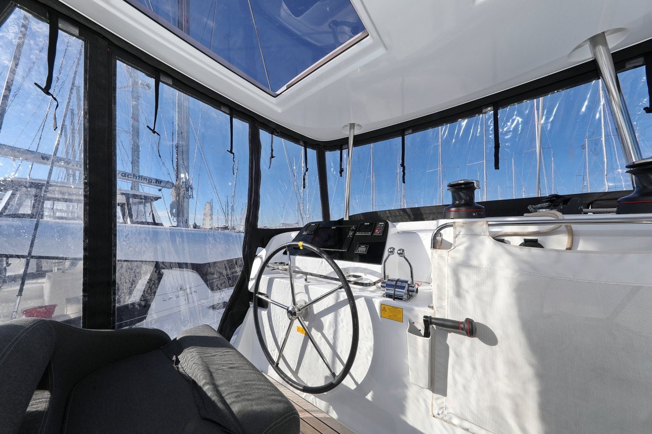Lagoon 42, Madre Perla | Yacht Charter Croatia