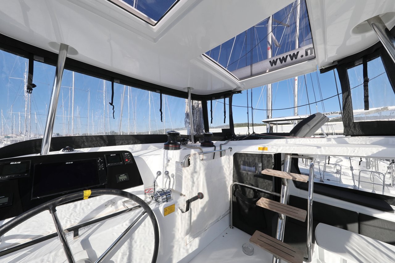 Lagoon 42, Madre Perla | Yacht Charter Croatia