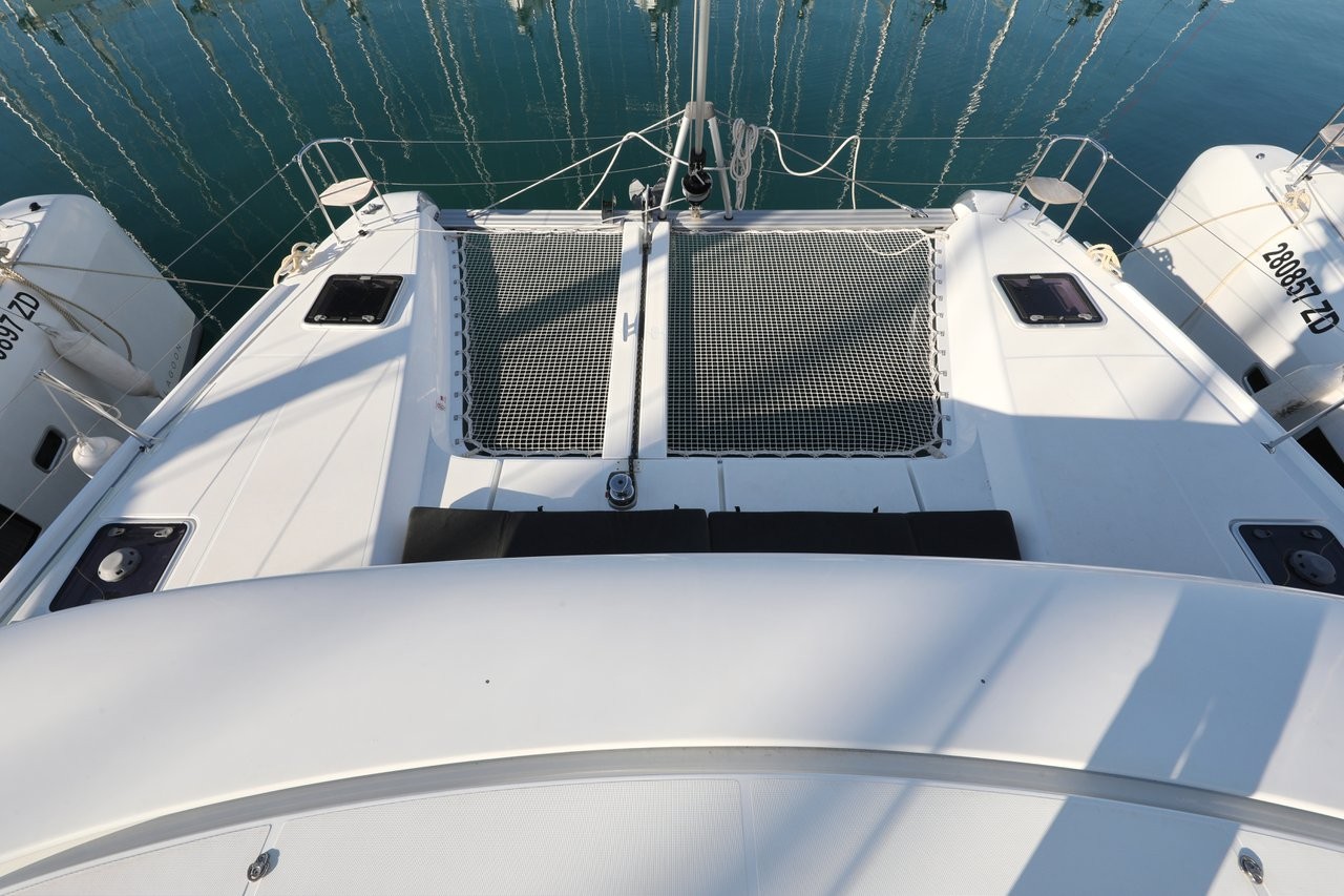 Lagoon 42, Madre Perla | Yacht Charter Croatia
