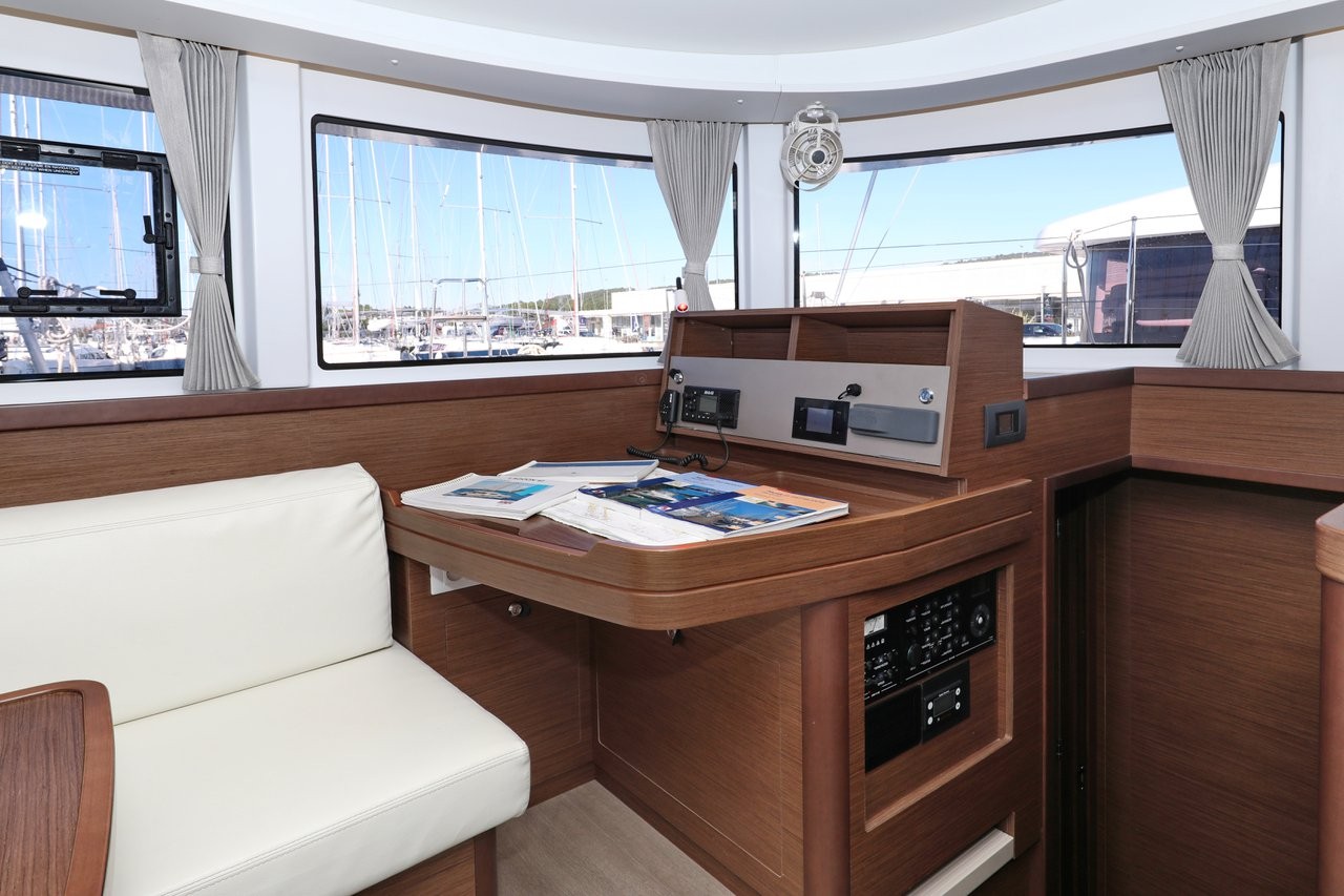 Lagoon 42, Madre Perla | Yacht Charter Croatia